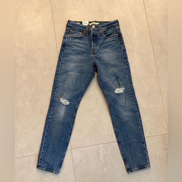 NWT LEVI’S WEDGIE JEANS - Picture 1 of 6